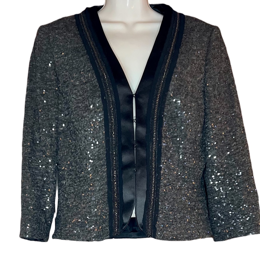 Tahari Brand New Gorgeous Blazer